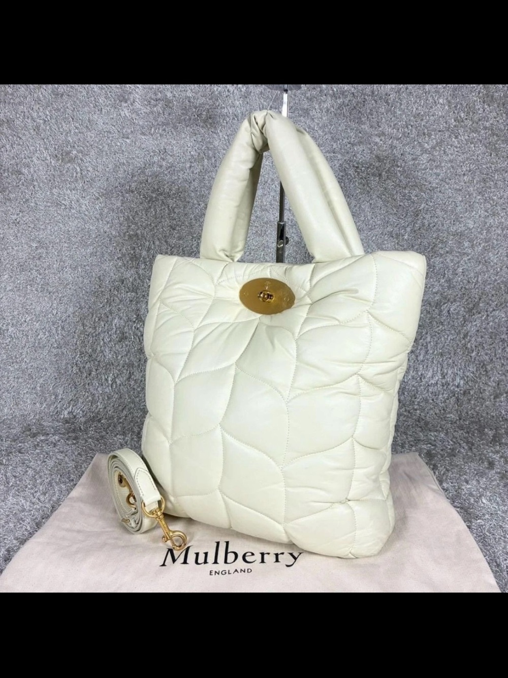 Mulberry Cream Quilted Leather Shoulder Bag with Gold Turn-Lock
